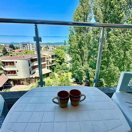 Cozy 1bd In Flores Park By Menada Apartmán *
