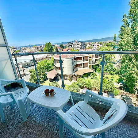 Апартамент Cozy 1bd In Flores Park By Menada